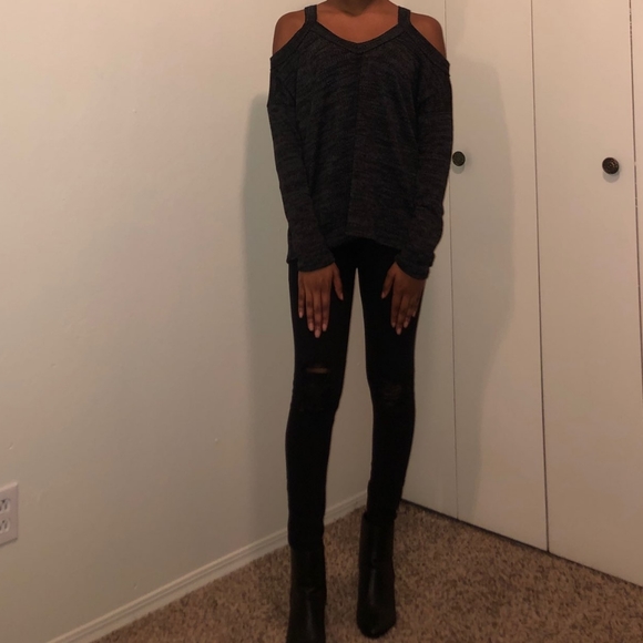 UNIQUE Extra Soft Open Shoulder Blouse Sweater - Picture 2 of 9